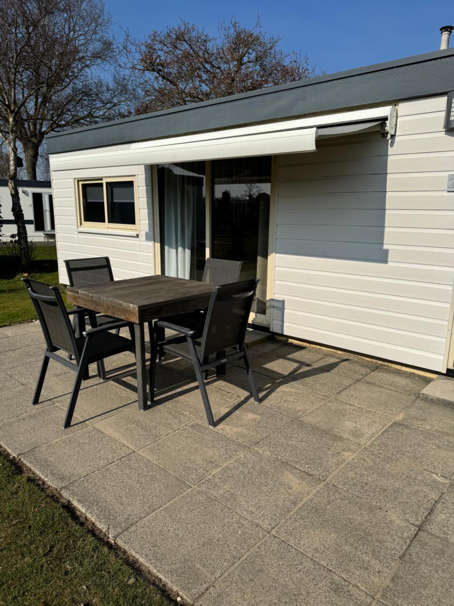 Chalets Vakantiepark Schouwenduin ブールグ・ハームステーデ エクステリア 写真