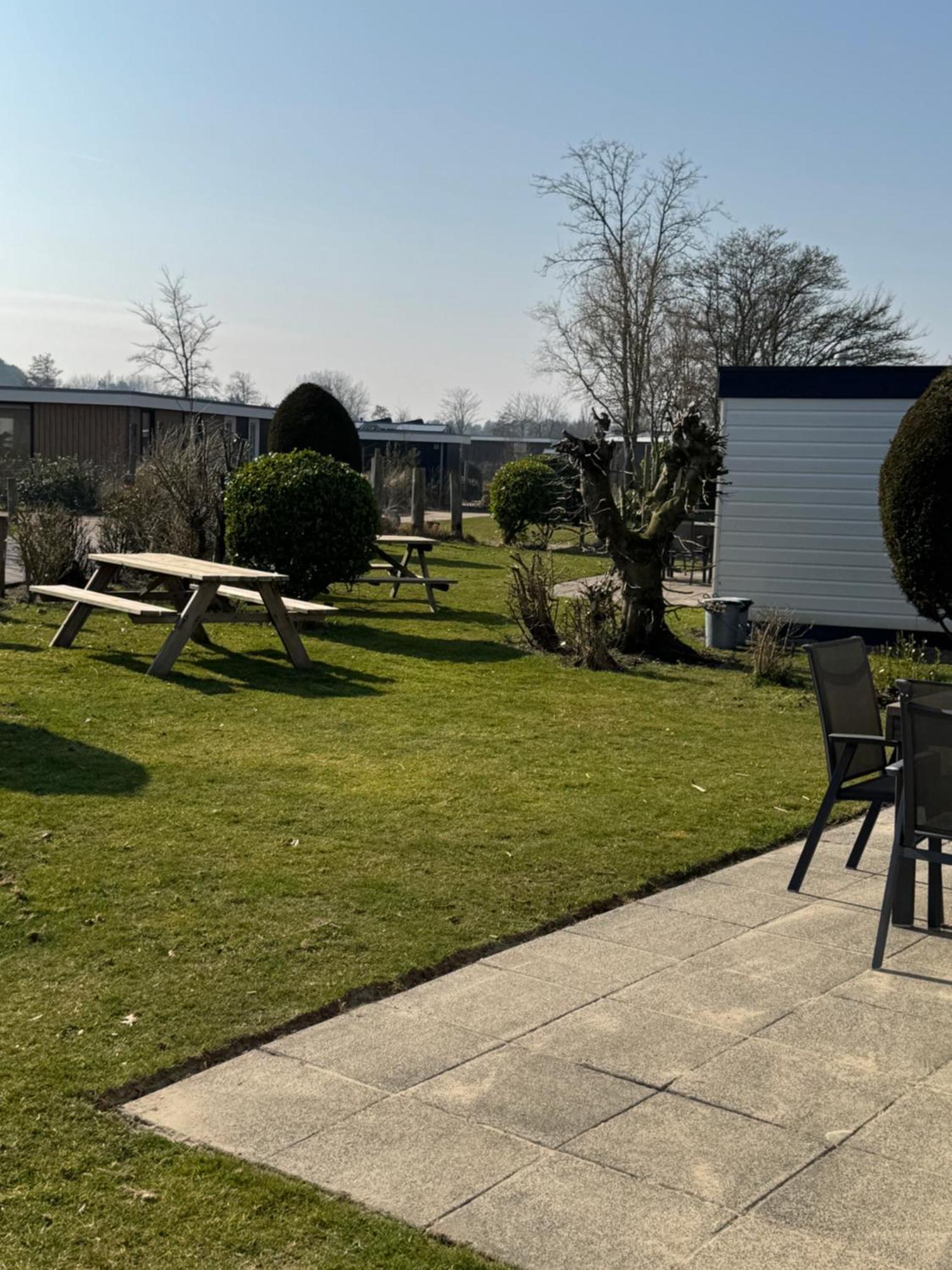 Chalets Vakantiepark Schouwenduin ブールグ・ハームステーデ エクステリア 写真